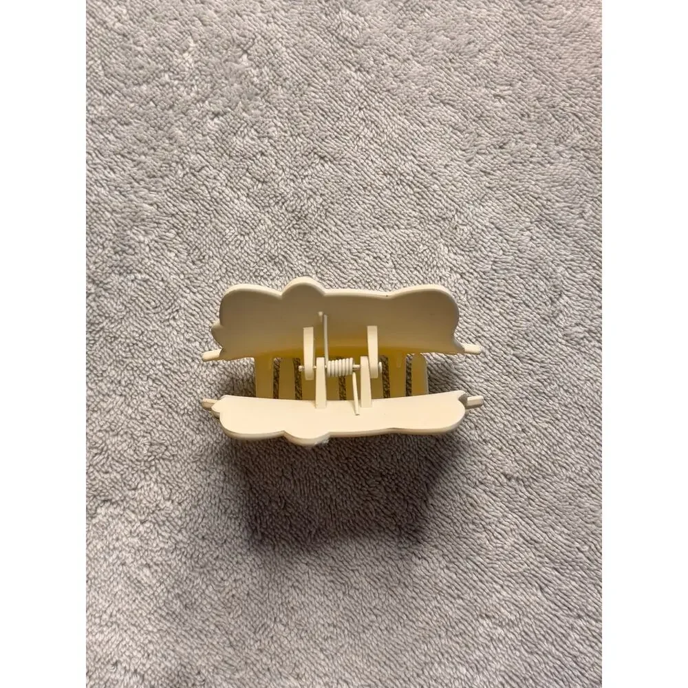 Large hello kitty hair claw clip matte cream with rhinestone accent